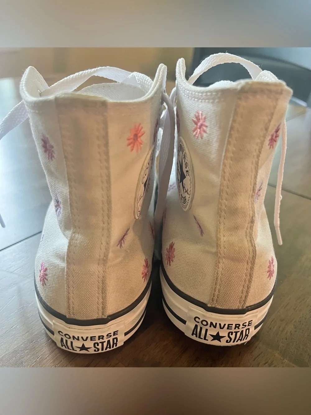 Converse Chuck Taylor All Star High Top Sneakers, Girls Size 5.5Y